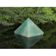 Green Aventurine Pyramid 45 - 55 mm